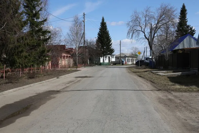 Житель села Гусево построивший дорогу. Тюмень. с. Гусево