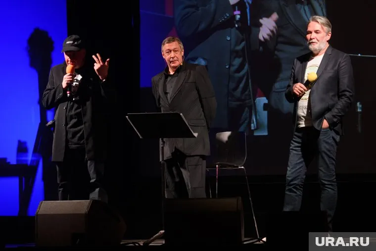 Михаила Ефремова поместили под домашний арест