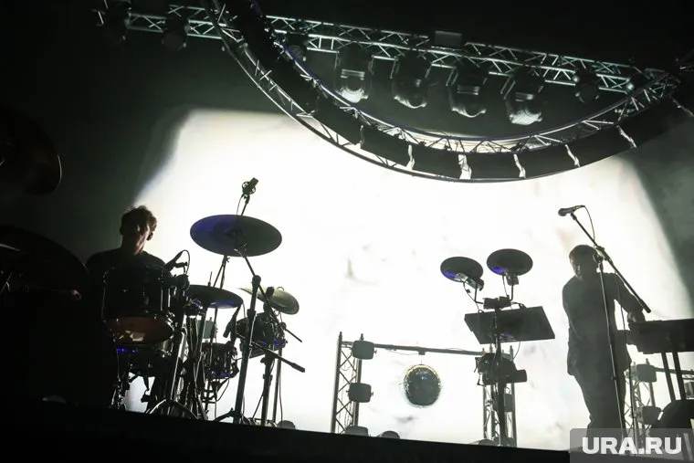 В выходные в городе отменили больше 100 мероприятий