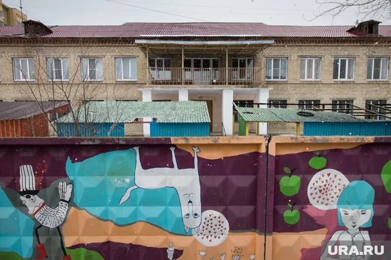 Детский дом для необучаемых детей-инвалидов на улице Ляпустина