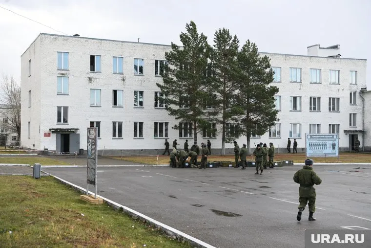 В учебный центр Елани свозили мобилизованных со всего Урала и Сибири
