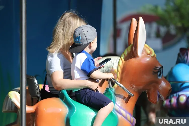 Некоторые родители могли остаться без выплат дважды