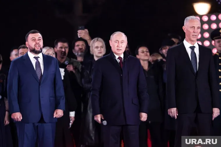 Регионы вошли в Россию по итогам референдумов