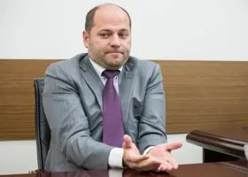Депутату, который советовал уральцам «меньше питаться», суд «простил» долги на 160 млн рублей