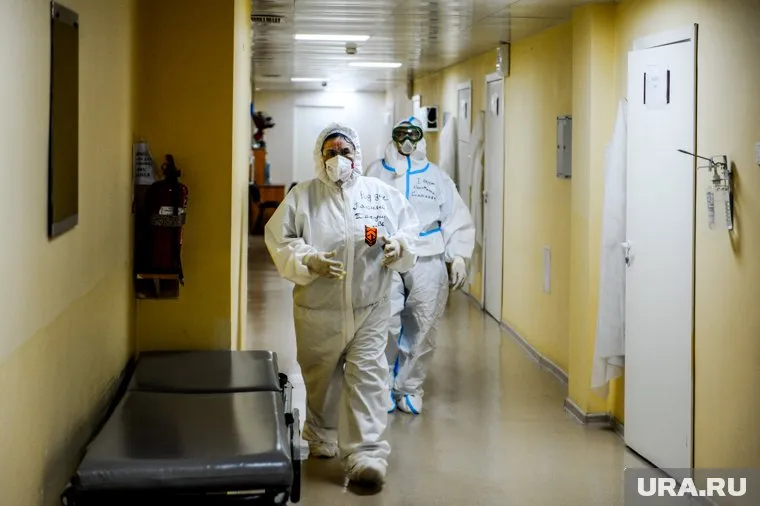 «Омикрон» проник в Челябинскую область