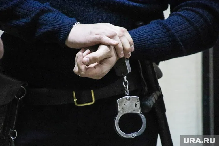 В Кургане подозреваемого в коррупции инспектора Ростехнадзор отправили в СИЗО