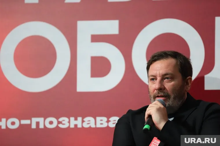 Сергей Минаев (на фото) удивился, что Александр Ильтяков сначала цитирует библию, а потом называет храм сараем