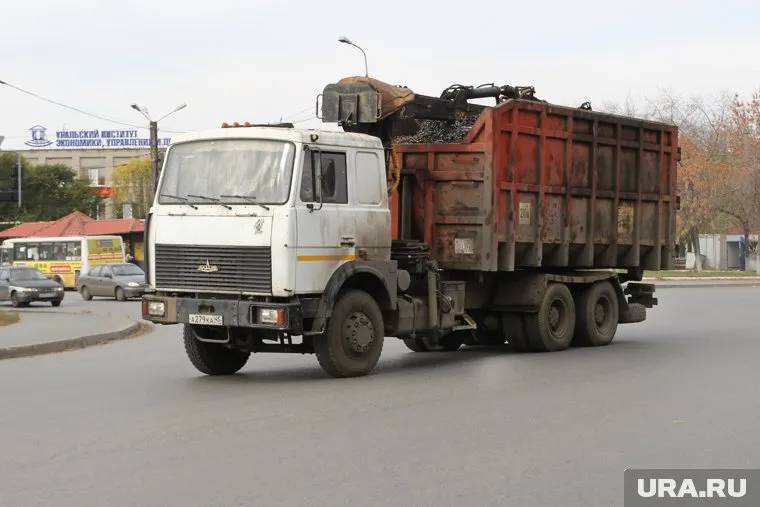 В Зауралье требуют отменить итоги конкурса по перевозке мусора
