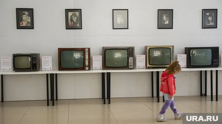 Уже совсем скоро миллионы россиян могут остаться без телевидения