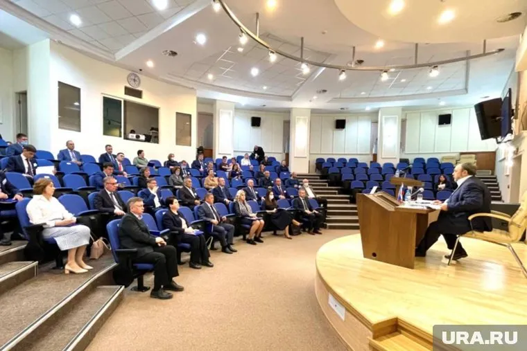 Ямал в Москве представят три делегата