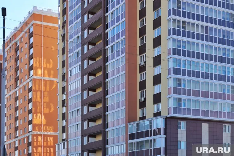 Самый недорогой коттедж расположен в Центральном районе Челябинска, его можно арендовать за две тысячи рублей в сутки