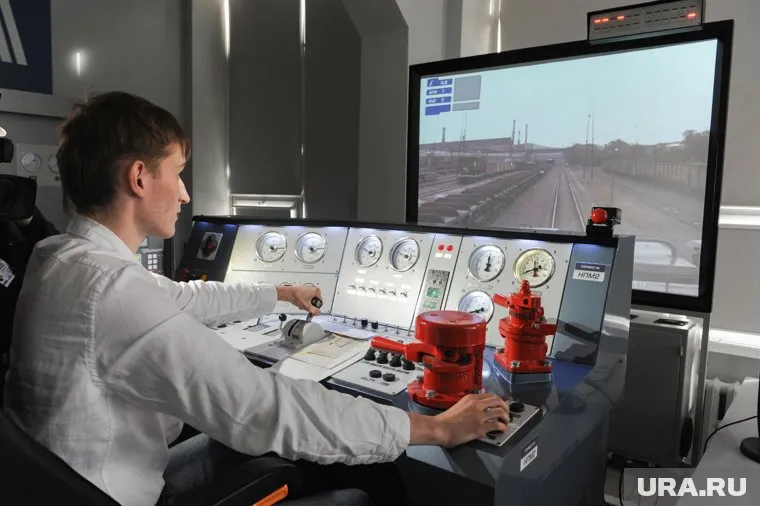 До конца 2025 года 200 машинистов сдадут экзамен на категорию «Высокоскоростной железнодорожный подвижной состав»