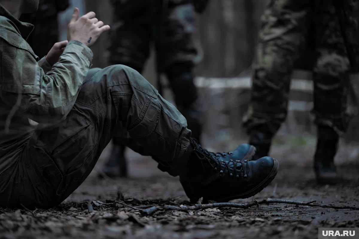 Российские бойцы эвакуировали жителей Волчанска