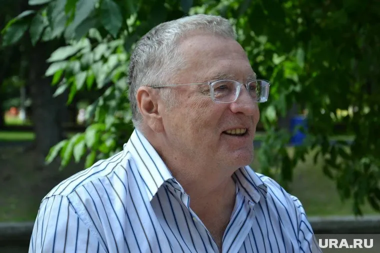 Политик уверен, что знание языка позволяет быстрее покинуть родину