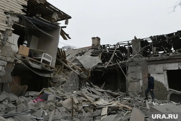 В Турции погибли более 12 тысяч человек