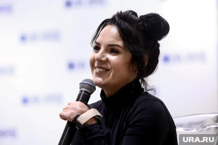 Маргарита Грачева ждет новых фотографий с годовщины свадьбы