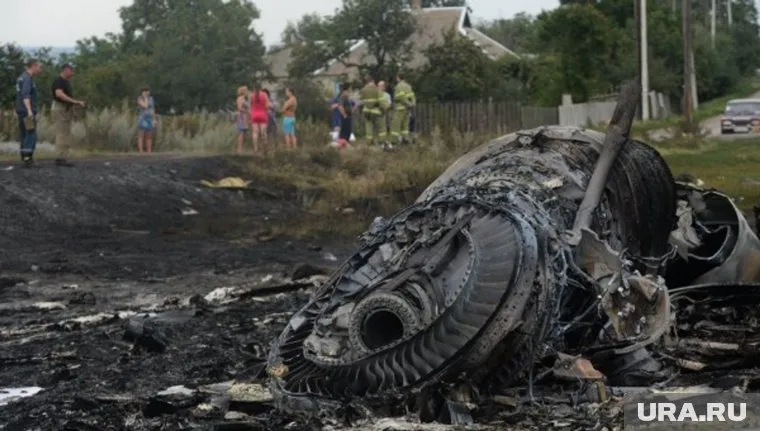 Место крушения МН17