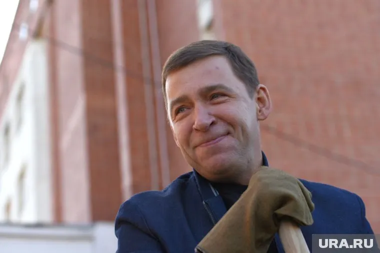 Евгений Куйвашев похвалил уличных художников