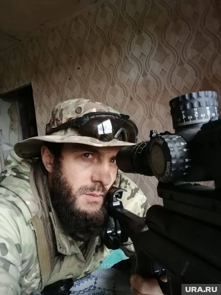 Че Гевара спас мотопехотное подразделение из окружения, за что получил орден Мужества