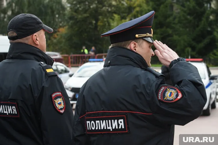 Полиция пришла к политологу Федору Крашенинникову