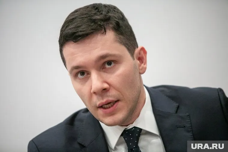 Антон Алиханов пояснил, что имел в виду формат магазина