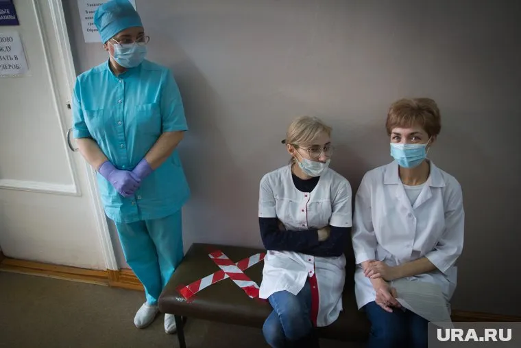 Свердловские медики пожаловались президенту