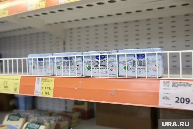 В некоторых тюменских магазинах опустели полки с маслом