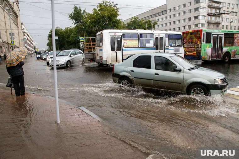 На город вылилась треть месячной нормы осадков