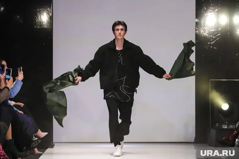 Модель из Курганской области принял участие в показе моды в Милане (архивное фото)