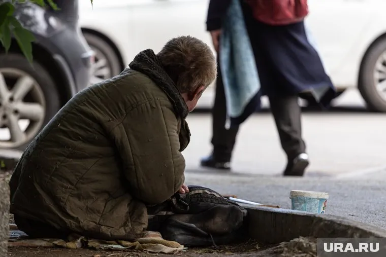 Инвалид из Ноябрьска не является бомжом и ночевал на улице по собственной инициативе