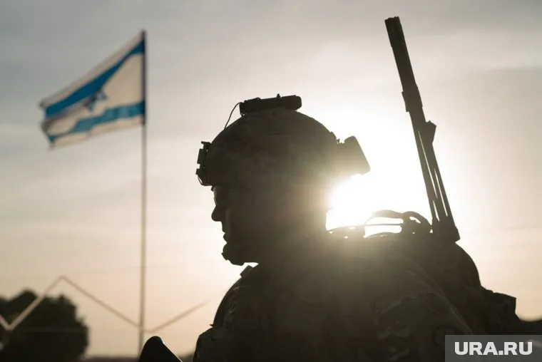 Израильская армия продолжает боевые действия в секторе Газа