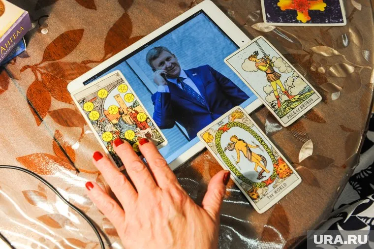 Дмитрий Фролов ушел в тень