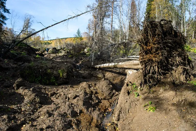 Место оползня после сентябрьского землетрясения 2018 года. Челябинская область, Катав-Ивановск