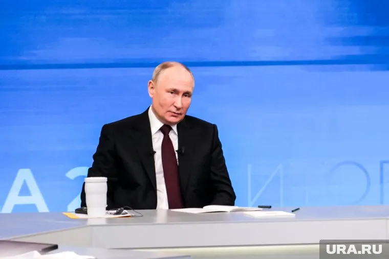 Путин заявил, что в стране создаются новые отрасли, направления промышленности