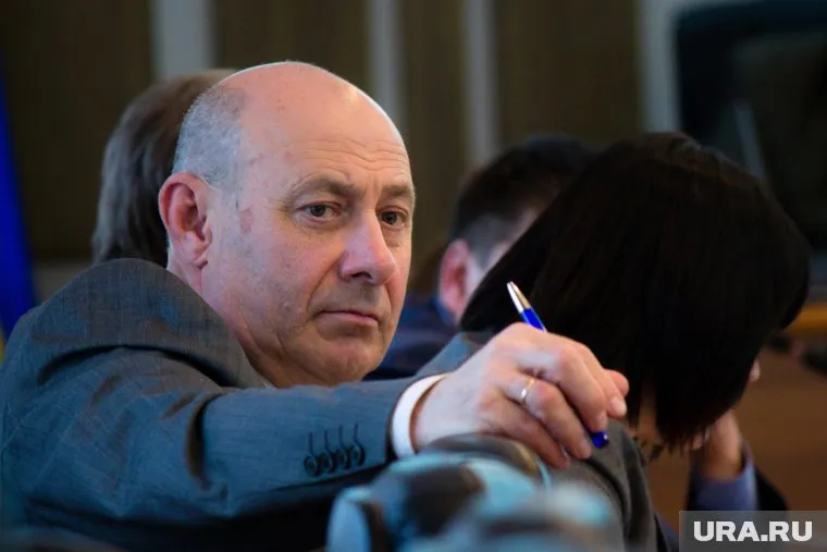 Сергей Левкин покидает мэрию Нижневартовска и уходит на пенсию