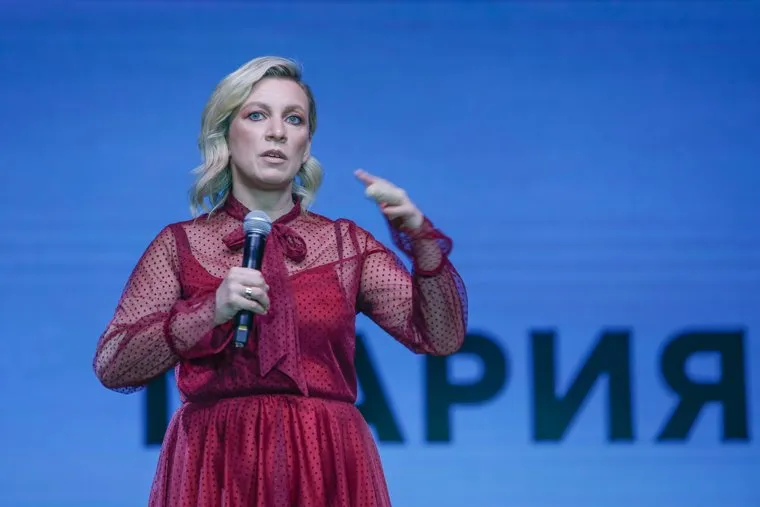 Битва ораторов: Тина Канделаки и Мария Захарова. Екатеринбург