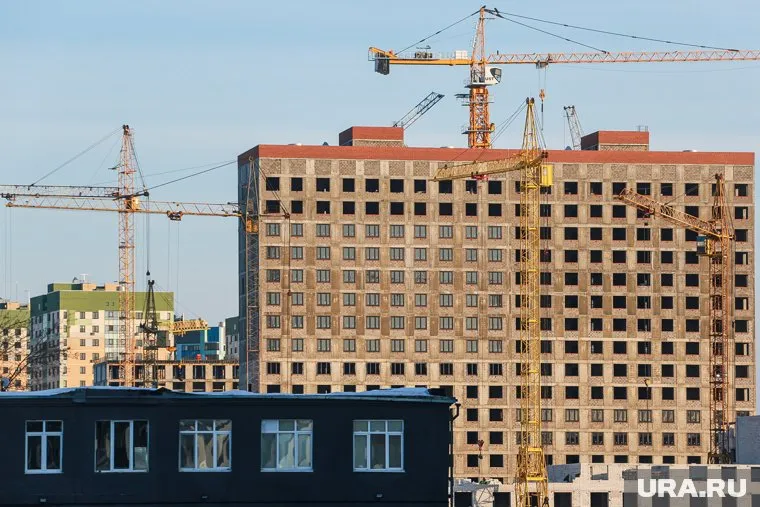 Спрос на «первичку» может подняться из-за нехватки новостроек в некоторых регионах, что спровоцирует рост цен