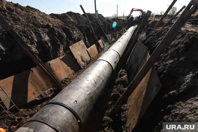 Уже сутки в некоторых районах наблюдаются проблемы с водой