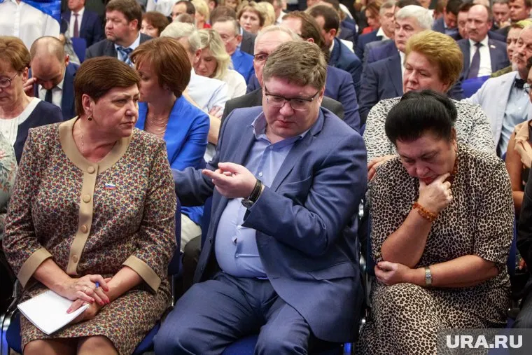 Заявление секретаря генсовета Андрея Турчака об отмене пенсионных льгот для парламентариев депутаты встретили гробовым молчанием