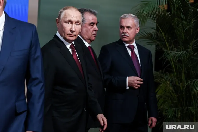 Президент РФ Владимир Путин повышает готовность ОДКБ на фоне угроз НАТО