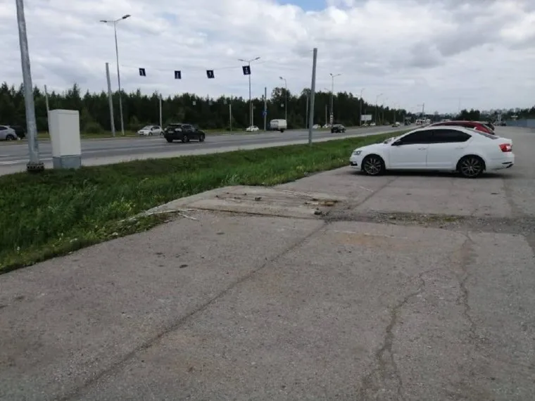 Владелец не произвел добровольный демонтаж конструкций