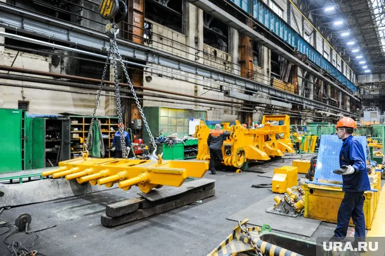 Студентам на предприятии пообещали составить индивидуальный график работы и учебы