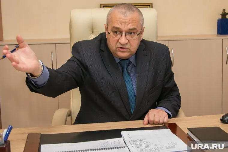 Герман Хмелев теперь руководит домом-интернатом для престарелых