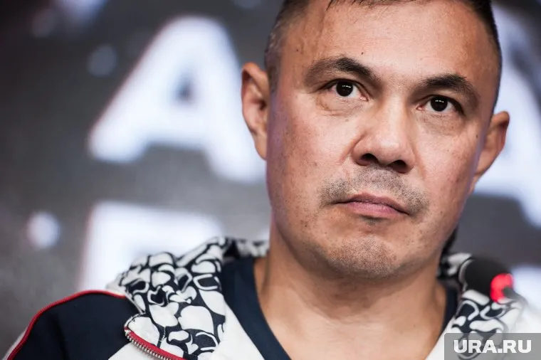 Портрет легендарного спортсмена оказался на баннере с ненадлежащей рекламой