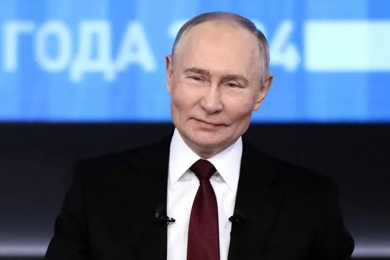 Владимир Путин. Прямая линия "Итоги года 2024". Москва