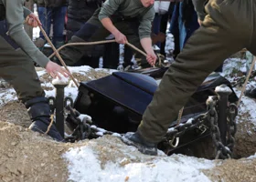 Для жестоко убитой в Челябинске девочки устроили тайные похороны