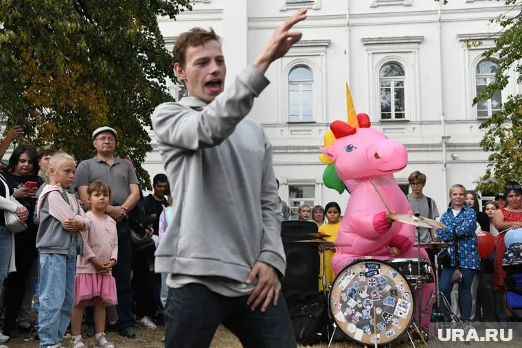 Екатеринбуржцы отметили первый День города без ковидных ограничений