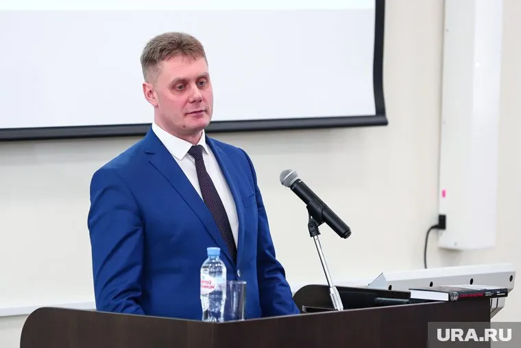 Презентация книги Павла Крашенинникова "На пути к сверхдержаве". Екатеринбург