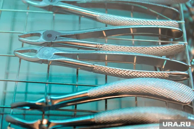 Жительница Тобольска просидела в очереди к стоматологу четыре часа, но так и не попала на прием