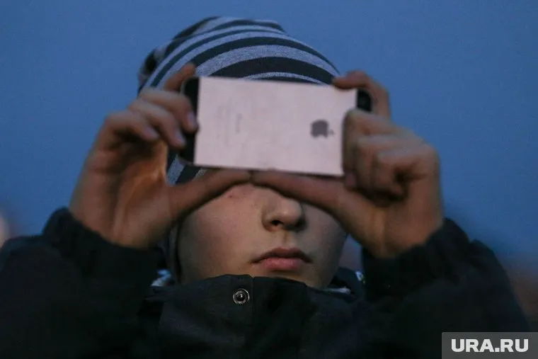 Стримеры предлагали деньги женщине, если она разденется на камеру